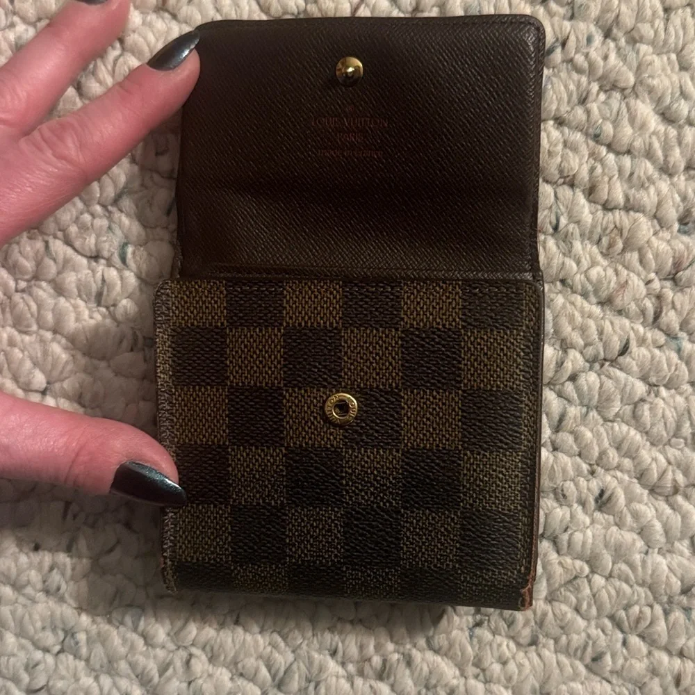 Louis Vuitton Elise Damier Ebene Wallet